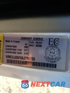 Zdjęcie 12 z 12 samochodu: 2006 SMART FORTWO VIN:WMEAJ00F66J290755 - miniatura