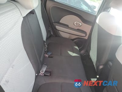 Zdjęcie 10 z 12 samochodu: 2014 KIA SOUL + VIN:KNDJP3A56E7743367 - miniatura