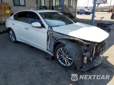 Czwarte zdjęcie samochodu z boku: 2018 INFINITI Q50 LUXE VIN:JN1EV7AP2JM360718 - miniatura