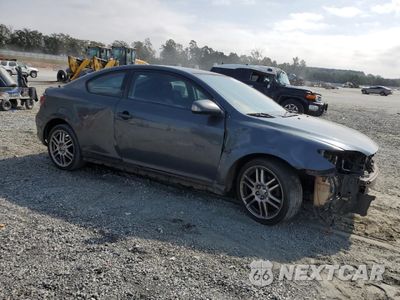 Czwarte zdjęcie samochodu z boku: 2008 TOYOTA SCION TC VIN:JTKDE167780262440 - miniatura