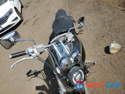 Piąte zdjęcie samochodu w środku: 2002 KAWASAKI VN1500 P1 VIN:JKBVNAP172A005193 - miniatura