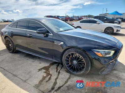 Czwarte zdjęcie samochodu z boku: 2019 MERCEDES-BENZ AMG GT 63 VIN:WDD7X8JB1KA001590 - miniatura