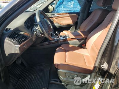 Zdjęcie 7 z 15 samochodu: 2013 BMW X5 XDRIVE35D VIN:5UXZW0C55D0B90947 - miniatura