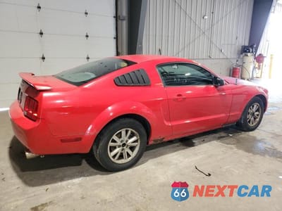 Trzecie zdjęcie samochodu z tyłu: 2009 FORD MUSTANG VIN:1ZVHT80N995121689 - miniatura