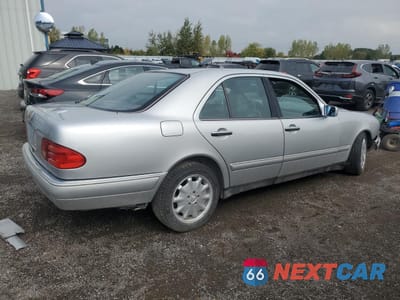 Trzecie zdjęcie samochodu z tyłu: 1998 MERCEDES-BENZ E 320 VIN:WDBJF65F6WA505819 - miniatura