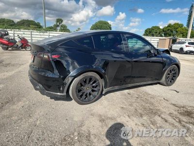 Trzecie zdjęcie samochodu z tyłu: 2021 TESLA MODEL Y VIN:5YJYGDEE0MF076576 - miniatura