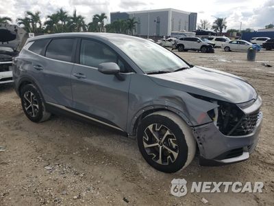 Czwarte zdjęcie samochodu z boku: 2025 KIA SPORTAGE EX VIN:5XYK33DF4SG260639 - miniatura