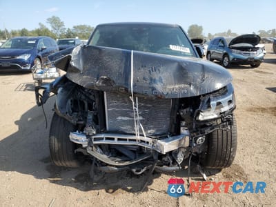 Piąte zdjęcie samochodu w środku: 2025 LAND ROVER RANGE ROVER SE VIN:SALKPBFU5SA272639 - miniatura