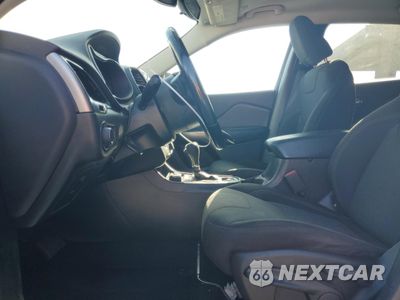 Zdjęcie 7 z 15 samochodu: 2020 JEEP CHEROKEE LATITUDE VIN:1C4PJMCBXLD654615 - miniatura