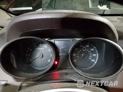 Zdjęcie 9 z 12 samochodu: 2012 HYUNDAI TUCSON GL VIN:KM8JT3ABXCU340701 - miniatura