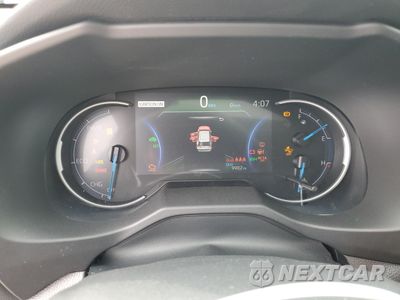 Zdjęcie 9 z 16 samochodu: 2025 TOYOTA RAV4 XLE PREMIUM VIN:4T3B6RFV9SU178289 - miniatura