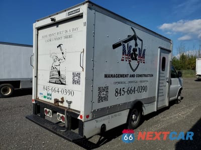 Trzecie zdjęcie samochodu z tyłu: 2016 CHEVROLET EXPRESS G3500 VIN:1GB0GSFG9G1322589 - miniatura