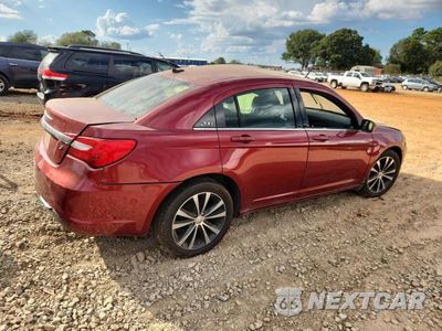 Trzecie zdjęcie samochodu z tyłu: 2013 CHRYSLER 200 TOURING VIN:1C3CCBBBXDN679514 - miniatura