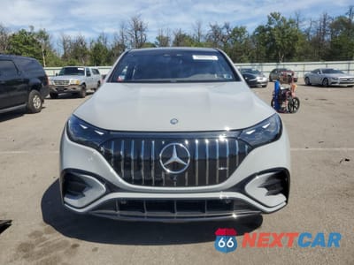 Piąte zdjęcie samochodu w środku: 2024 MERCEDES-BENZ EQE SUV AMG 4MATIC VIN:4JGGM5DB4RA001537 - miniatura