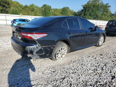 Trzecie zdjęcie samochodu z tyłu: 2018 TOYOTA CAMRY L VIN:4T1B11HK5JU081892 - miniatura