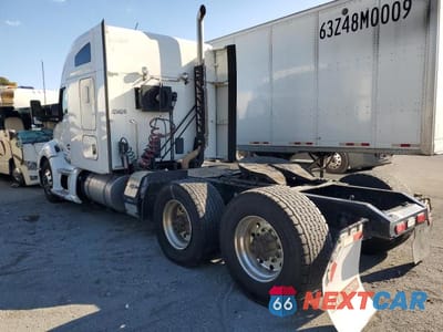 Trzecie zdjęcie samochodu z tyłu: 2021 KENWORTH CONSTRUCTI - semi truck VIN:1XKYDK9X8MJ452480 - miniatura