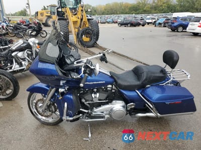 Trzecie zdjęcie samochodu z tyłu: 2017 HARLEY-DAVIDSON FLTRXS ROAD GLIDE SPECIAL VIN:1HD1KTC11HB680008 - miniatura