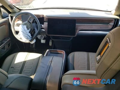 Zdjęcie 8 z 12 samochodu: 2022 RIVIAN R1T ADVENTURE VIN:7FCTGAAA3NN012699 - miniatura