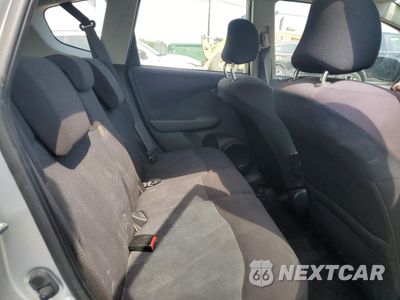 Zdjęcie 10 z 13 samochodu: 2011 HONDA FIT SPORT VIN:JHMGE8G52BC000775 - miniatura