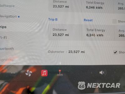 Zdjęcie 9 z 14 samochodu: 2023 TESLA MODEL 3 VIN:5YJ3E1EA3PF428498 - miniatura