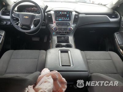 Zdjęcie 8 z 13 samochodu: 2017 CHEVROLET SUBURBAN K1500 LS VIN:1GNSKGKCXHR398657 - miniatura