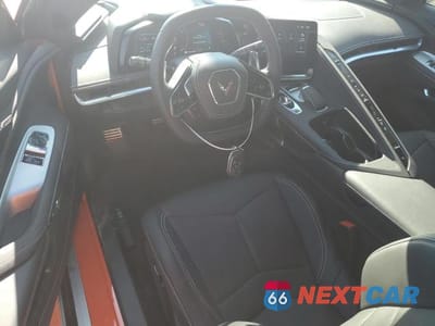 Zdjęcie 8 z 12 samochodu: 2025 CHEVROLET CORVETTE STINGRAY 1LT VIN:1G1YA2D43S5103890 - miniatura