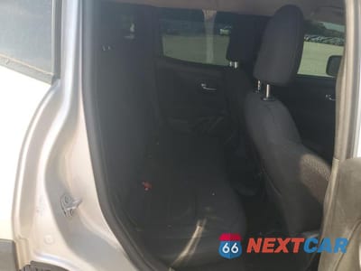 Zdjęcie 10 z 12 samochodu: 2020 JEEP RENEGADE LATITUDE VIN:ZACNJABB3LPL93446 - miniatura