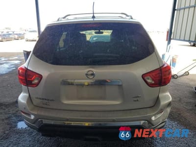 Zdjęcie 6 z 13 samochodu: 2017 NISSAN PATHFINDER S VIN:5N1DR2MMXHC601485 - miniatura