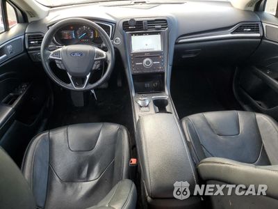 Zdjęcie 8 z 12 samochodu: 2019 FORD FUSION TITANIUM VIN:3FA6P0SU9KR236113 - miniatura