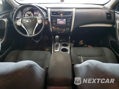 Zdjęcie 8 z 12 samochodu: 2015 NISSAN ALTIMA 2.5 VIN:1N4AL3AP8FN319320 - miniatura