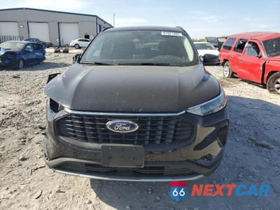 Piąte zdjęcie samochodu w środku: 2025 FORD ESCAPE ACTIVE VIN:1FMCU9GN6SUA30747 - miniatura
