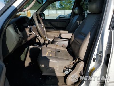 Zdjęcie 7 z 13 samochodu: 2003 TOYOTA SEQUOIA LIMITED VIN:5TDBT48A63S185886 - miniatura