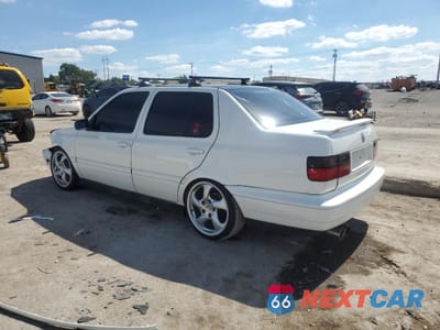 Drugie zdjęcie samochodu z przodu: 1996 VOLKSWAGEN JETTA GL VIN:3VWRA81H8TM075020 - miniatura