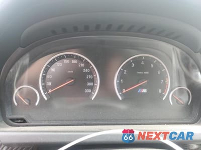 Zdjęcie 9 z 12 samochodu: 2015 BMW M6 GRAN COUPE VIN:WBS6C9C53FD468005 - miniatura