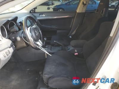 Zdjęcie 7 z 12 samochodu: 2010 MITSUBISHI LANCER EVOLUTION GSR VIN:JA32W8FV4AU011861 - miniatura