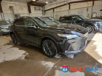 Czwarte zdjęcie samochodu z boku: 2025 LEXUS RX 350H BASE VIN:2T2BBMCA9SC073094 - miniatura