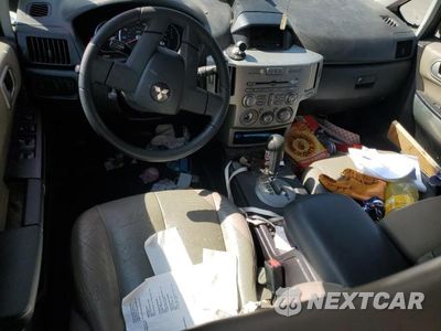 Zdjęcie 8 z 13 samochodu: 2004 MITSUBISHI ENDEAVOR XLS VIN:4A4MM31S44E003346 - miniatura