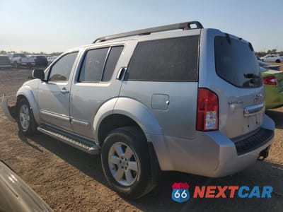 Drugie zdjęcie samochodu z przodu: 2011 NISSAN PATHFINDER S VIN:5N1AR1NB8BC617900 - miniatura