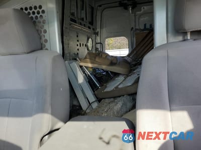 Zdjęcie 10 z 13 samochodu: 2012 NISSAN NV 2500 VIN:1N6BF0LY2CN102770 - miniatura