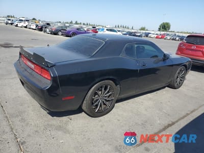 Trzecie zdjęcie samochodu z tyłu: 2010 DODGE CHALLENGER SE VIN:2B3CJ4DV1AH260414 - miniatura
