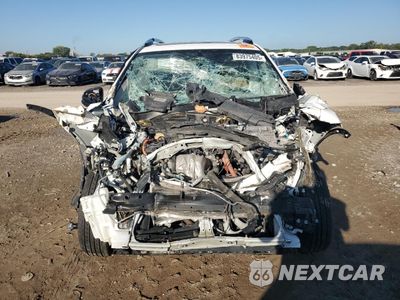 Piąte zdjęcie samochodu w środku: 2016 TOYOTA RAV4 HV XLE VIN:JTMRJREV9GD011482 - miniatura