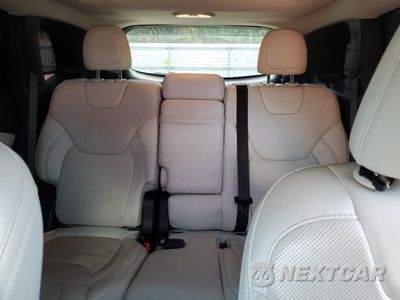 Zdjęcie 10 z 17 samochodu: 2017 JEEP CHEROKEE OVERLAND VIN:1C4PJLJS7HW511047 - miniatura