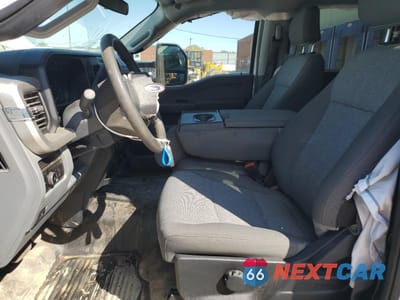 Zdjęcie 7 z 13 samochodu: 2024 FORD F350 SUPER DUTY VIN:1FT8W3DT4REF67285 - miniatura