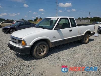 1996 CHEVROLET S TRUCK S10 1GCCS19W1TK130432 - główne zdjęcie licytacji z USA - miniatura
