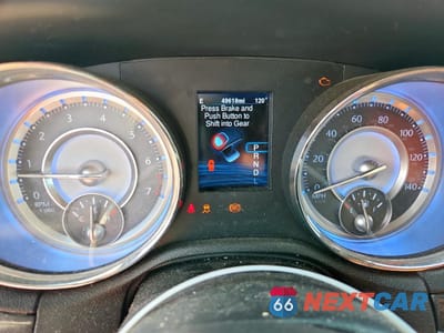 Zdjęcie 9 z 13 samochodu: 2013 CHRYSLER 300 VIN:2C3CCAAG0DH727764 - miniatura