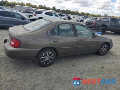 Trzecie zdjęcie samochodu z tyłu: 2001 NISSAN ALTIMA XE VIN:1N4DL01D61C195084 - miniatura