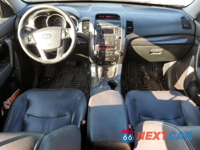 Zdjęcie 8 z 15 samochodu: 2011 KIA SORENTO EX VIN:5XYKUDA25BG060180 - miniatura