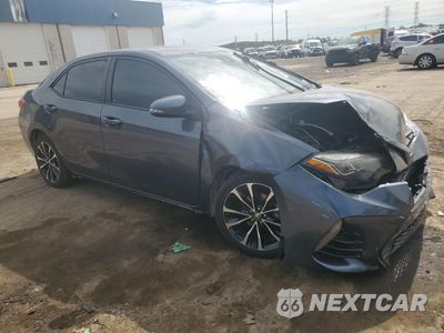Czwarte zdjęcie samochodu z boku: 2018 TOYOTA COROLLA L VIN:5YFBURHE3JP754079 - miniatura