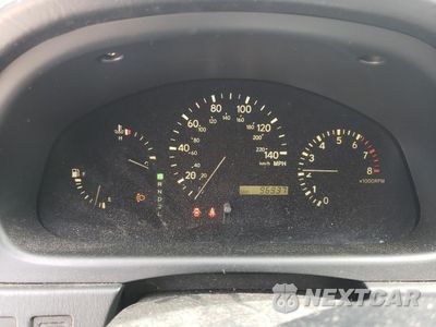 Zdjęcie 9 z 13 samochodu: 2002 LEXUS RX 300 VIN:JTJHF10U820261841 - miniatura