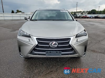 Piąte zdjęcie samochodu w środku: 2017 LEXUS NX 200T BASE VIN:JTJYARBZ0H2055481 - miniatura